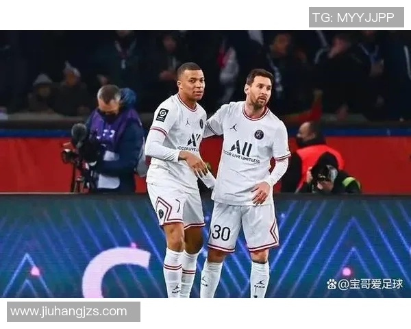 成都排球队战术争议引发热议欧冠足球赛季精彩对决分析 成都排球队战术争议引发热议欧冠足球赛季精彩对决分析