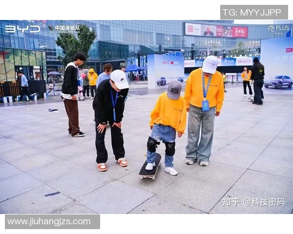 北京滑板队速度挑战赛聚焦运动魅力与青春活力的完美结合 北京滑板队速度挑战赛聚焦运动魅力与青春活力的完美结合